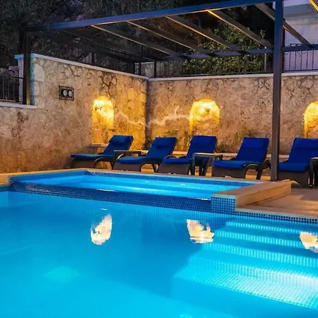 Villa Fantastic Kalkan With Heated Infinity Pool & Amazing Sea Views