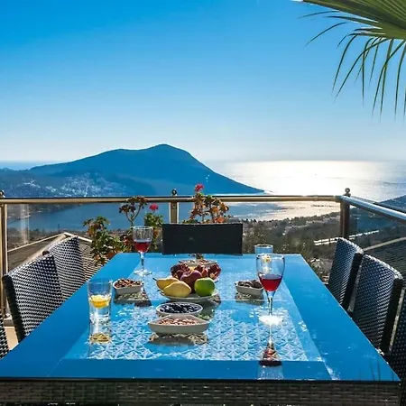 Villa Fantastic Kalkan With Heated Infinity Pool & Amazing Sea Views Kaş