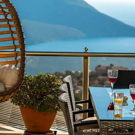 Villa Fantastic Kalkan With Heated Infinity Pool & Amazing Sea Views *