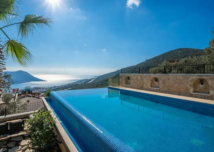 Fantastic Kalkan With Heated Infinity Pool & Amazing Sea Views *