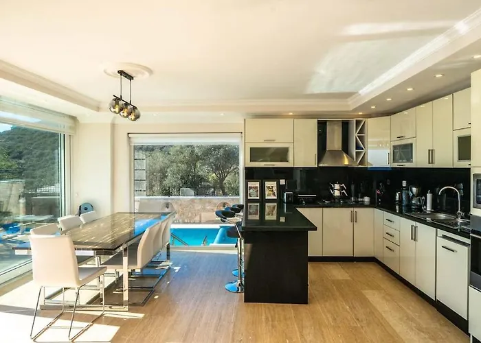 Fantastic Kalkan With Heated Infinity Pool & Amazing Sea Views Villa *