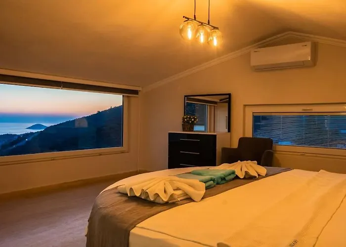 Fantastic Kalkan With Heated Infinity Pool & Amazing Sea Views