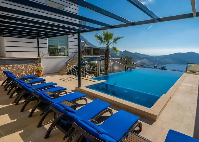 Fantastic Kalkan With Heated Infinity Pool & Amazing Sea Views Villa
