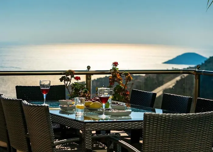 Fantastic Kalkan With Heated Infinity Pool & Amazing Sea Views Villa