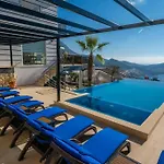 Fantastic Kalkan With Heated Infinity Pool & Amazing Sea Views Villa