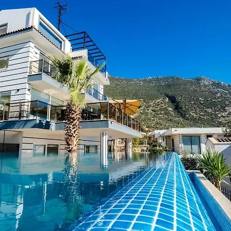 Fantastic Kalkan With Heated Infinity Pool & Amazing Sea Views