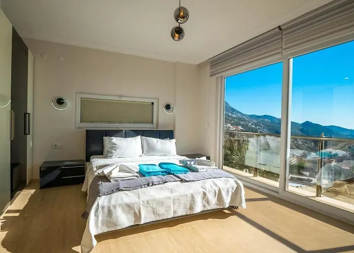 Villa Fantastic Kalkan With Heated Infinity Pool & Amazing Sea Views Kaş
