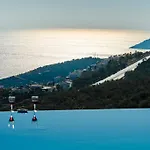 Villa Fantastic Kalkan With Heated Infinity Pool & Amazing Sea Views Kaş
