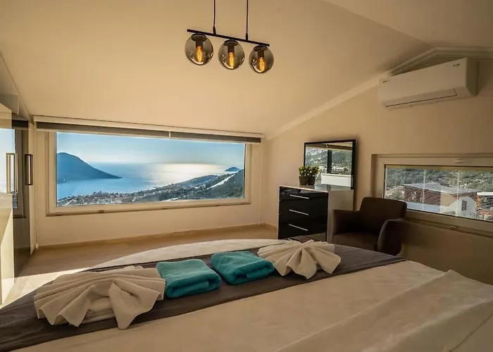 Fantastic Kalkan With Heated Infinity Pool & Amazing Sea Views