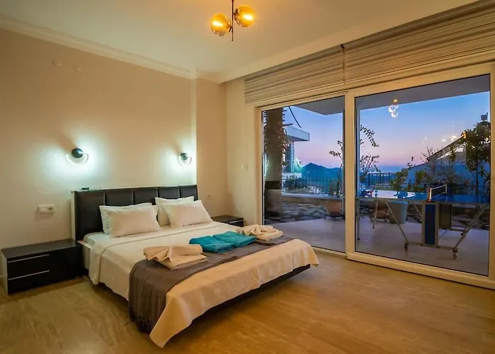 Fantastic Kalkan With Heated Infinity Pool & Amazing Sea Views