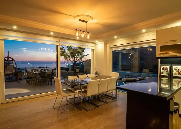 Vila Fantastic Kalkan With Heated Infinity Pool & Amazing Sea Views *